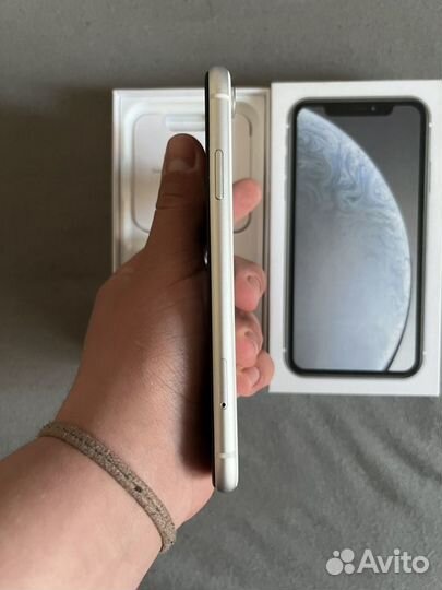 iPhone Xr, 128 ГБ