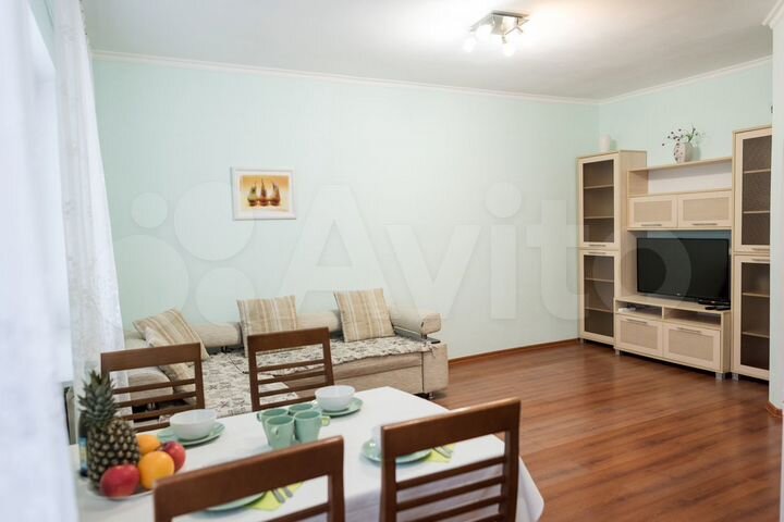 2-к. квартира, 60 м², 1/1 эт.