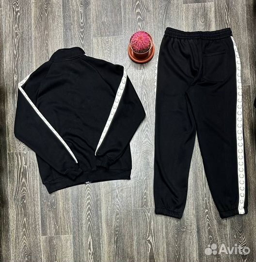 Спортивный костюм Fred Perry