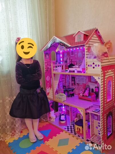 Кукольный домик Барбара с мебелью, светом