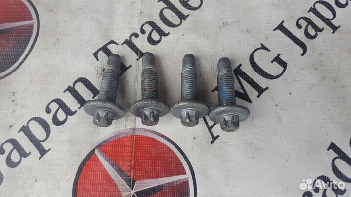 Передний подрамник на Mercedes-Benz W220 W215 C215