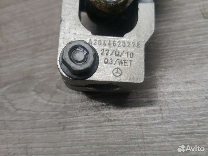 Рулевой карданчик Mercedes C W204