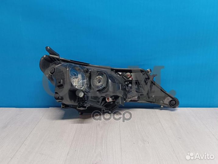 Фара левая Toyota RAV4 4 CA40 2012-2015, галоге