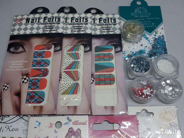 Наклейки, лаки, гели для ногтей