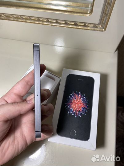 Телефон iPhone