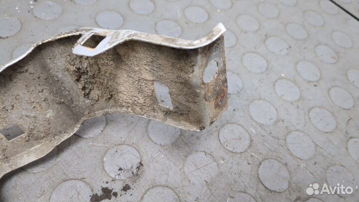 Крыло Hyundai H-1 Starex, 2011