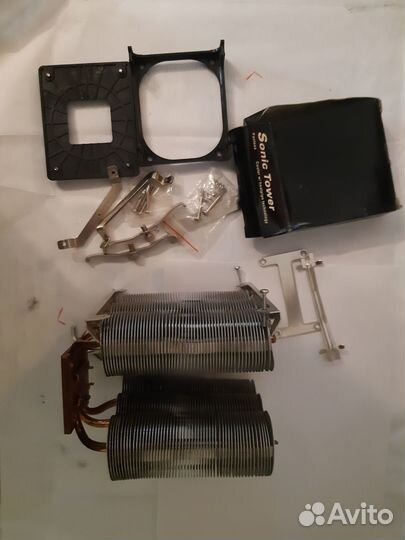 Радиатор для процессора Thermaltake Sonic Tower