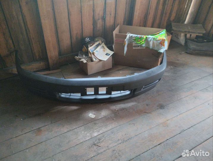 Бампер передний Тойота Ипсум