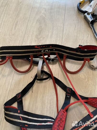 Обвязки, жумар, карабин Petzl, Camp