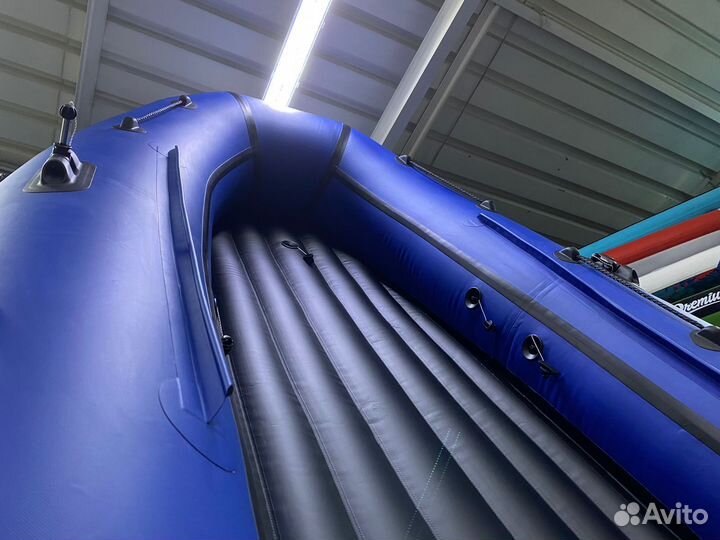 Лодка пвх Triton Air 300 сине-черная