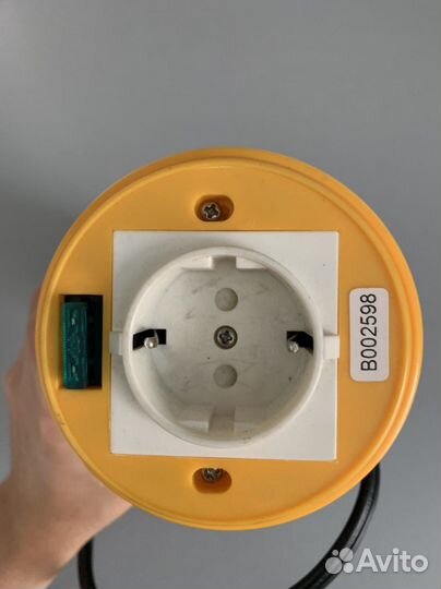 Автомобильный преобразователь от прикур на 220v