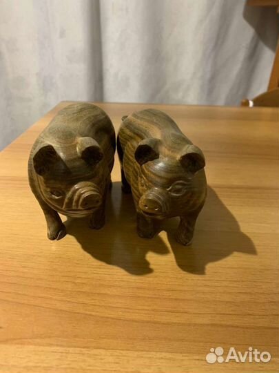 Статуэтка Свинки