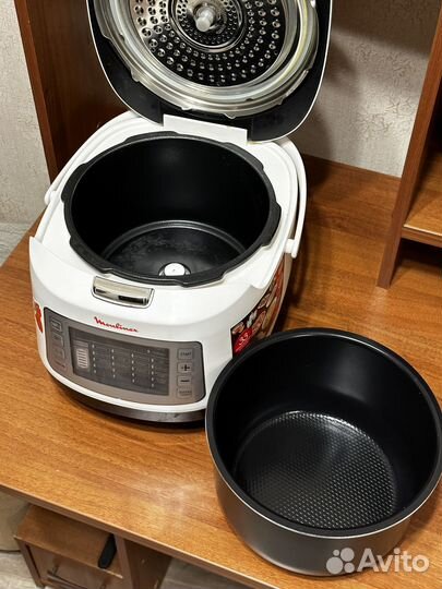 Мультиварка Скороварка moulinex EPC04-S2