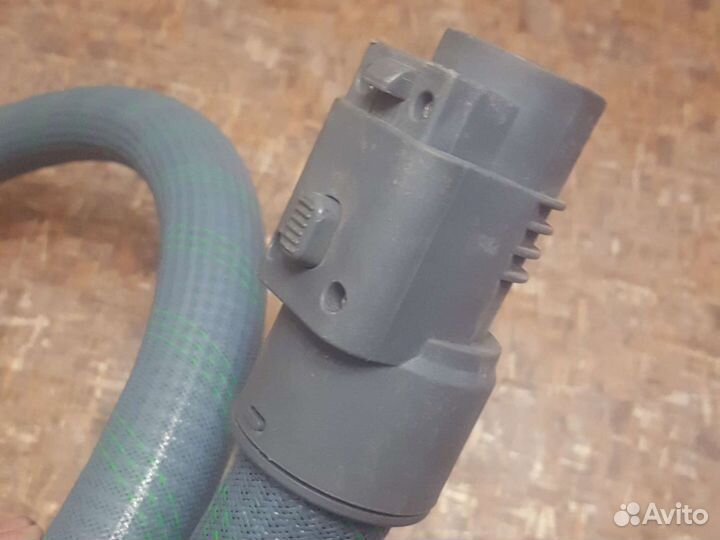 Шланг от пылесоса