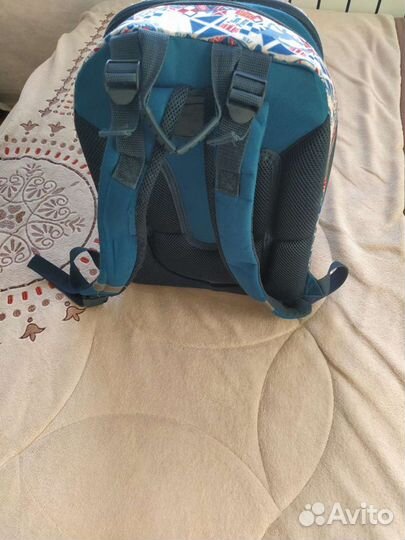 Школьный рюкзак