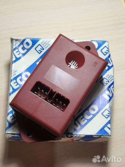 Реле поворотов 24V iveco 500372850