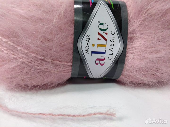 Шапка и снуд из мохера, ручной работы