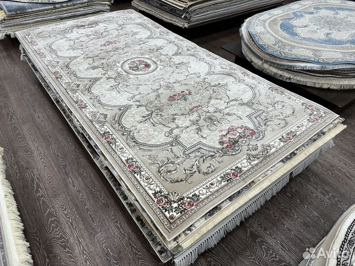 Ковер новый 1.5 х 3 м