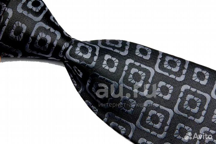 Лучший подарок мужчине - роскошный галстук