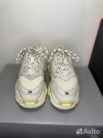 Balenciaga triple s оригинал