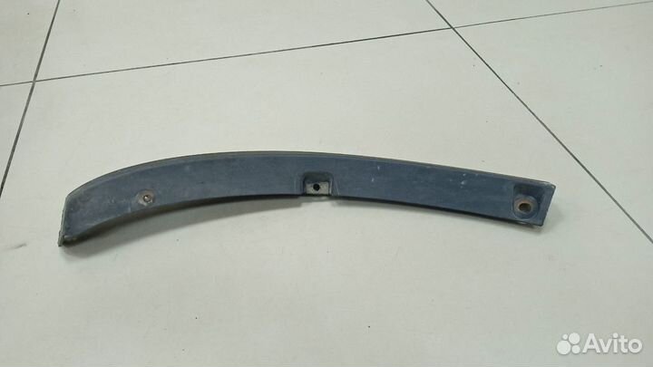 Накладка бампера Toyota Fortuner