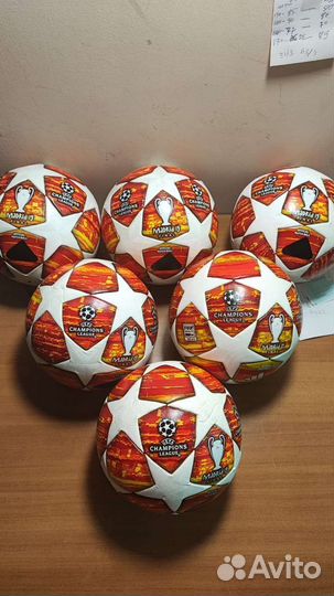 Футбольный мяч