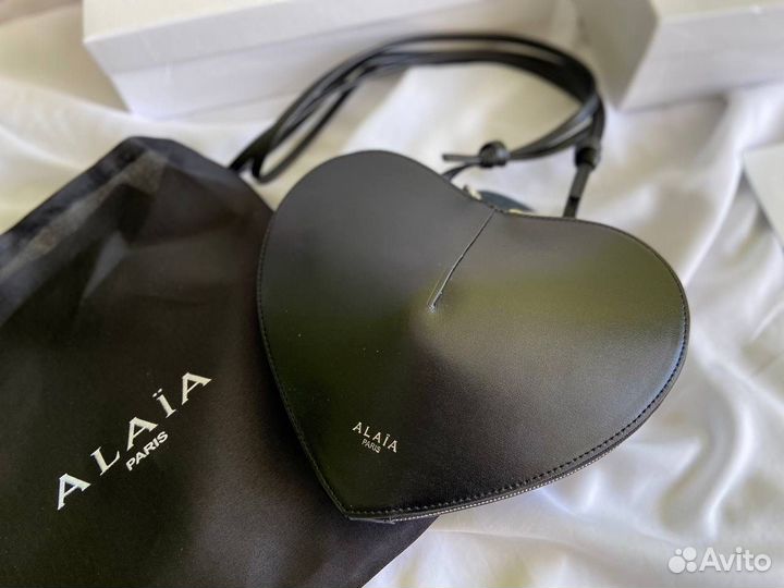 Alaia сумка сердце