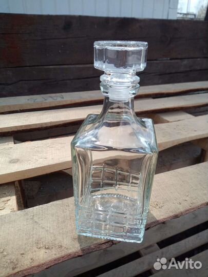 Графин Чарка с пробкой