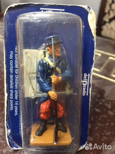 Игрушка Солдат