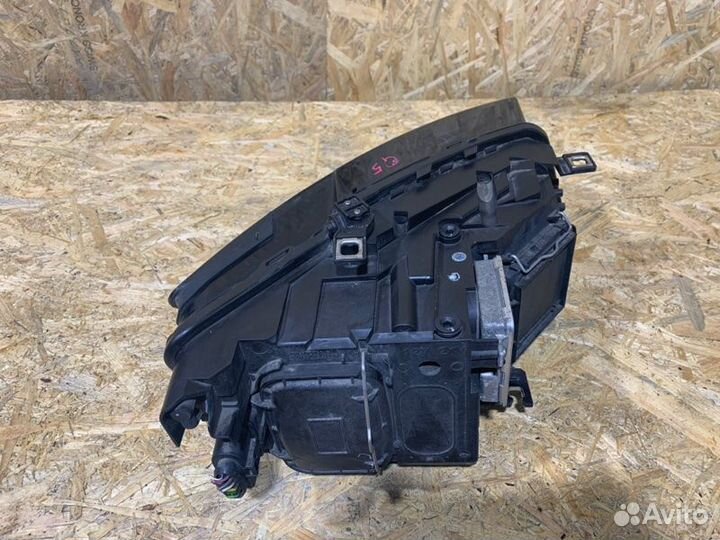 Фара передняя левая Audi Q5 8R 2008-2012