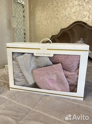 Подарочный набор два халата+ полотенцы