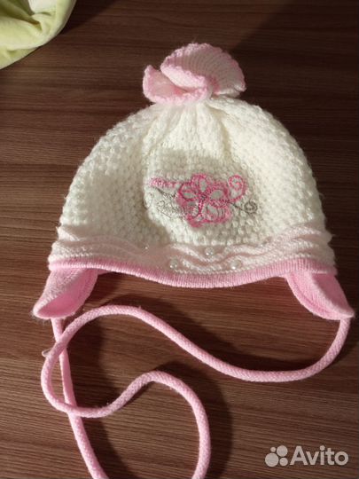 Шапочки зимняя, на весну - осень на новорождённого