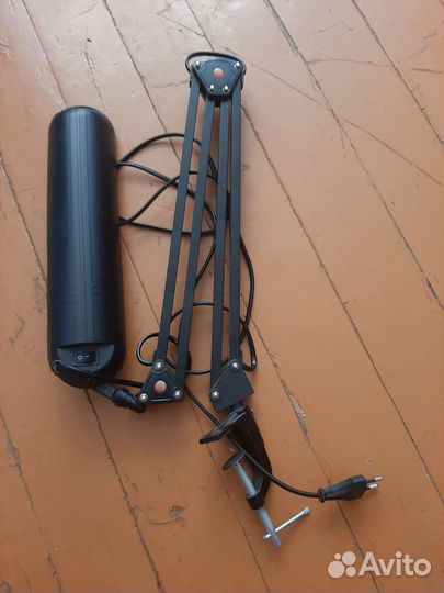 Лампа настольная