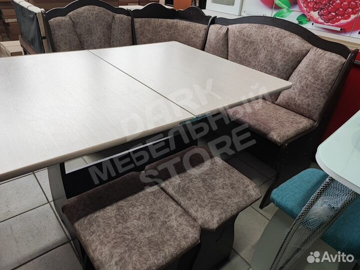 Уголок кухонный