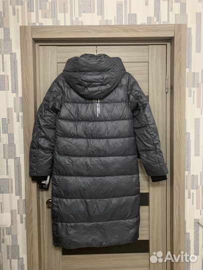 Зимняя куртка женская 46 размер новый