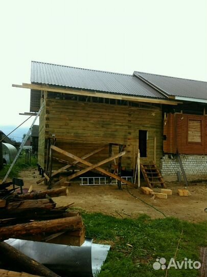 Бригада строителей