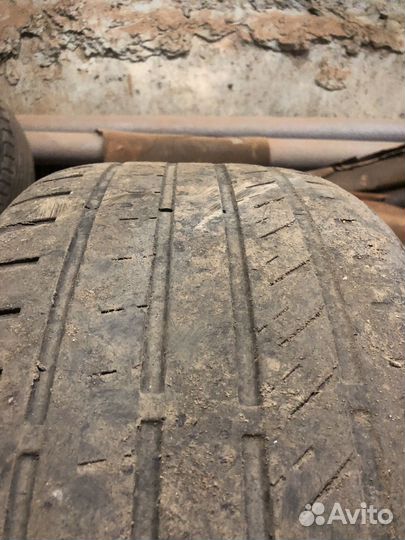 Kinforest KF-550 235/40 R18 36