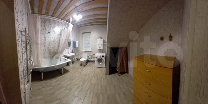 Дом 173 м² на участке 5 сот.