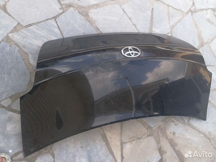 Продам багажник Toyota avensis 2007 год