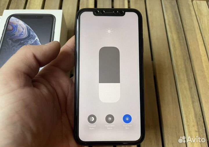 iPhone Xr, 64 ГБ