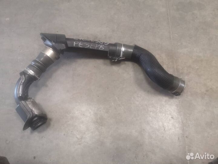 Патрубок интеркулера Renault 144602487R