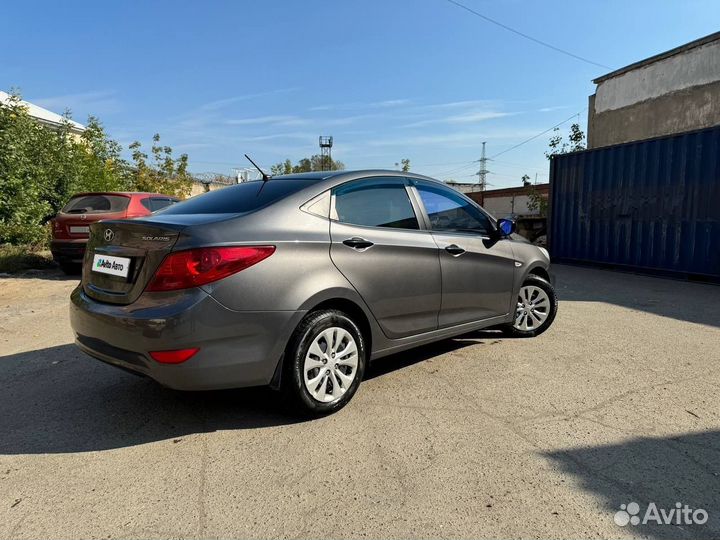 Hyundai Solaris 1.4 МТ, 2013, 185 000 км