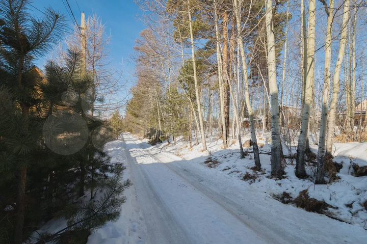 Дом 77 м² на участке 12,8 сот.