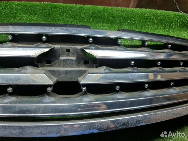 Решетка радиатора Nissan Fuga PY50