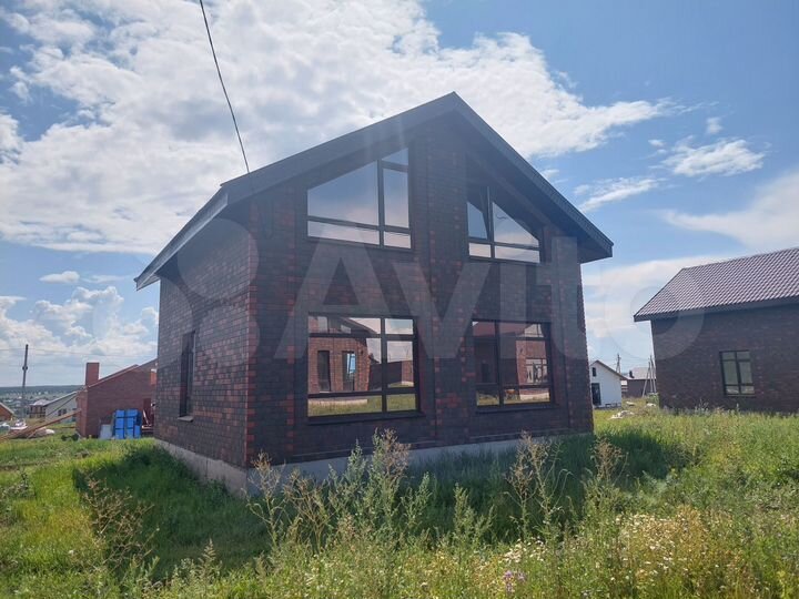 Дом 105 м² на участке 8 сот.