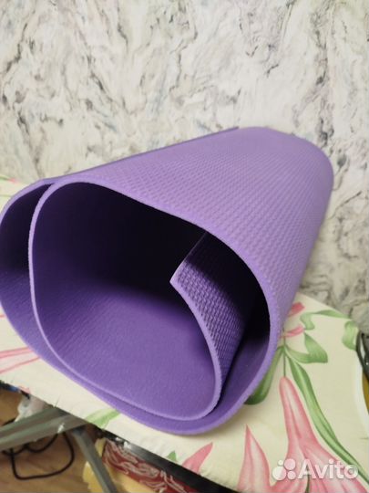 Фитнес коврик