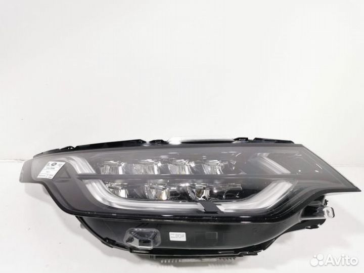 Фара правая Land Rover Discovery 5 2020
