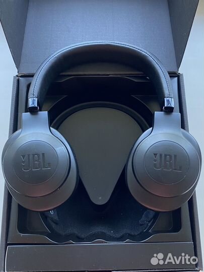 Беспроводные наушники JBL E500BT