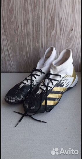 Бутсы Adidas Predator