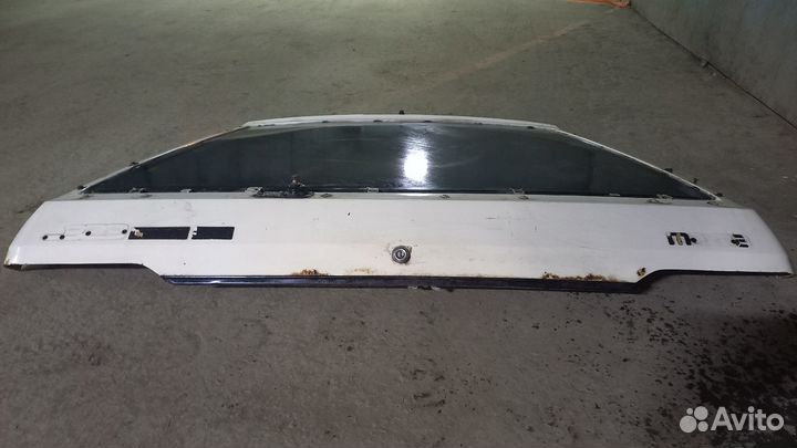 Крышка багажника mazda 323 BF